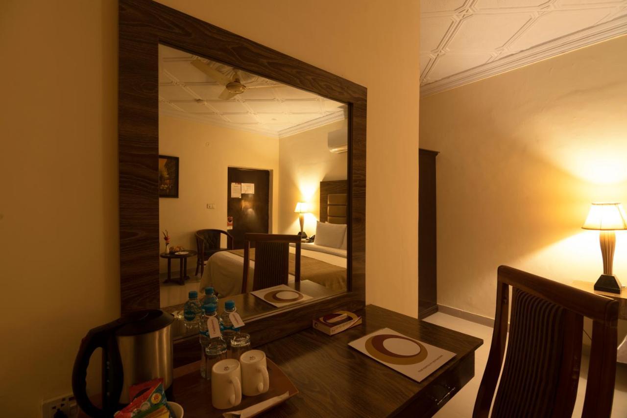 Hotel One Lalazar ムルターン エクステリア 写真