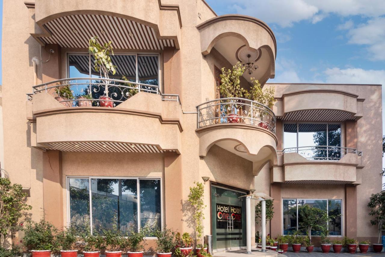 Hotel One Lalazar ムルターン エクステリア 写真