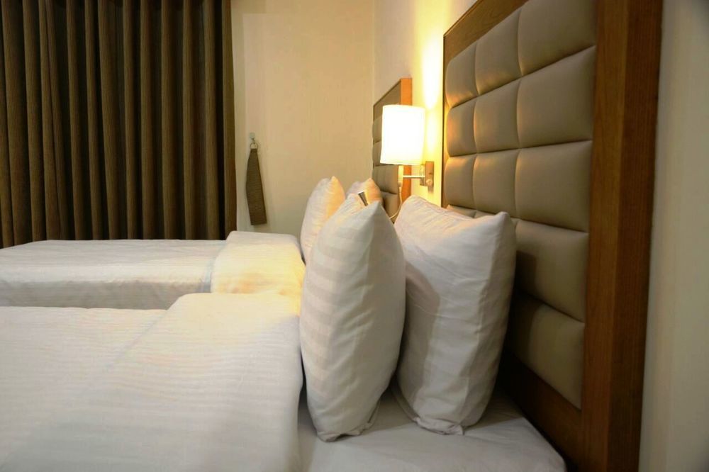 Hotel One Lalazar ムルターン エクステリア 写真